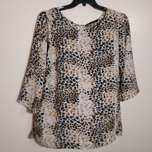 Rose & Olive Black and White Abstract 3/4 Sleeve Blouse